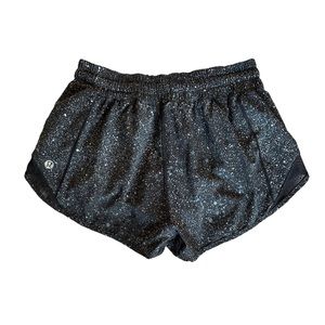 LULULEMON 2.5 inch Hotty Hot Shorts Splatter Galaxy